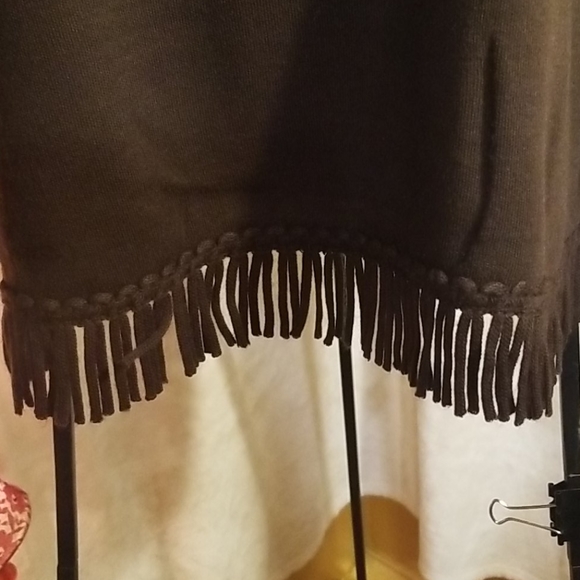 Top - Picture 2 of 6